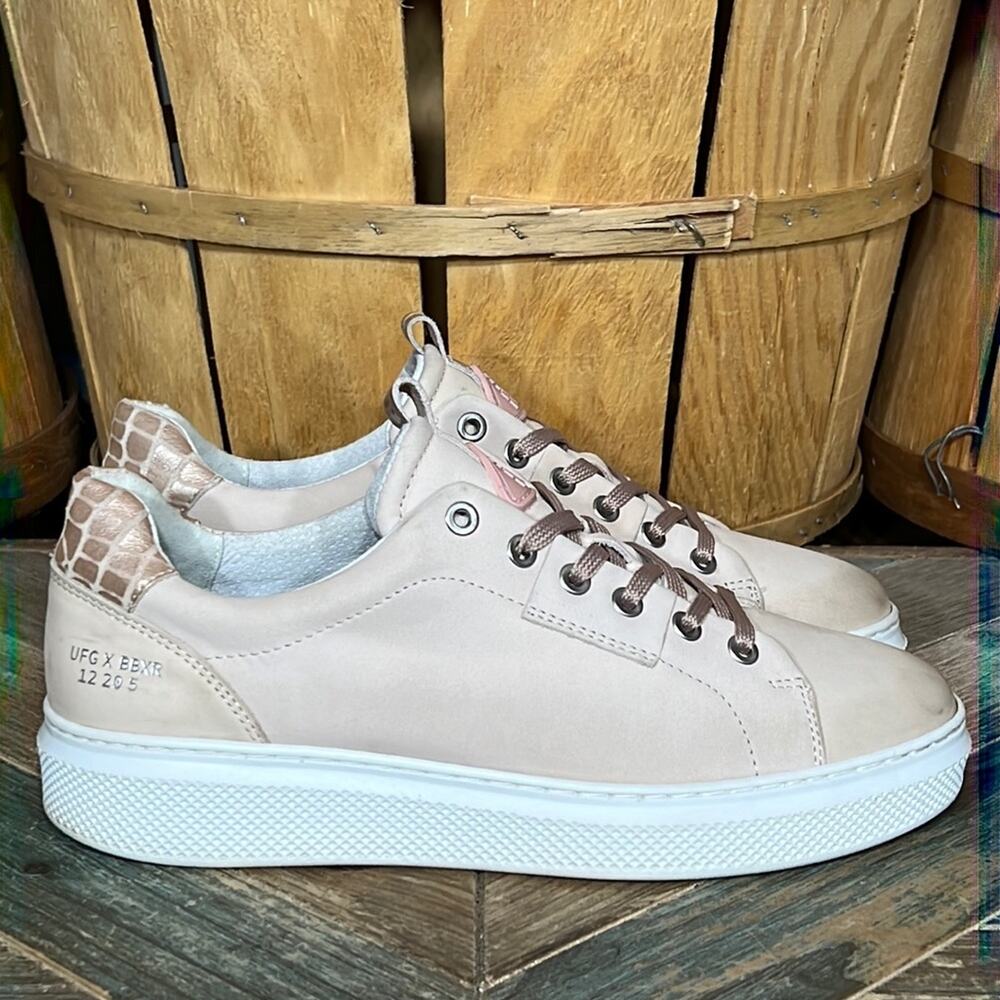 Bullboxer Randi Chunky Sole Dusty Rose Gold Cream Nubuck Sneakers Womens Size 10